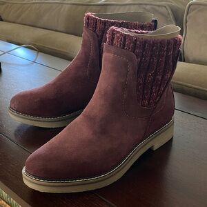 Comfortiva Rawnie Sweater Knit Burgundy Suede Ankle Boots